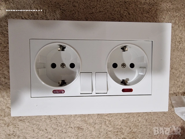 двоен контак с 2 юсб и бутон за включване