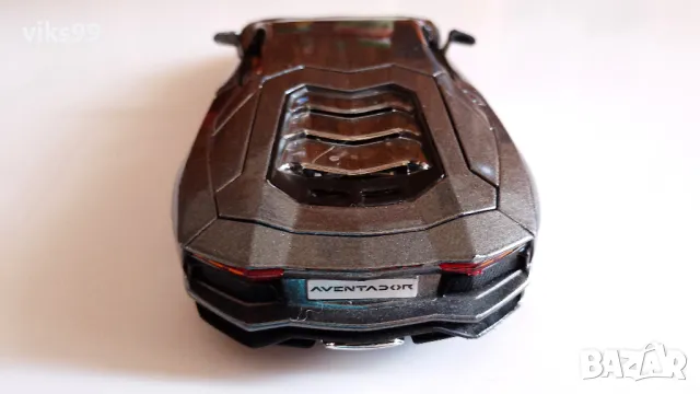 Lamborghini Aventador LP700-4 MAISTO 1:24, снимка 6 - Колекции - 48866169