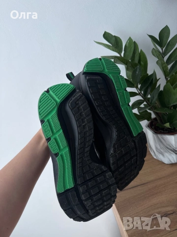 Нови маратонки Nike, снимка 4 - Спортни обувки - 53707033