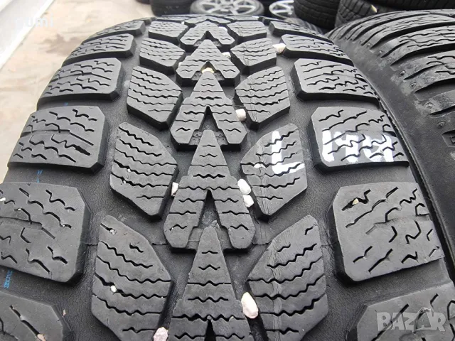 2бр зимни гуми 195/65/15 Dunlop L01401 , снимка 1 - Гуми и джанти - 47010049