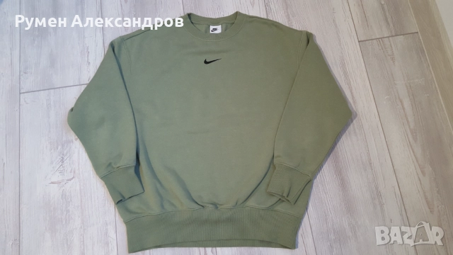 Чисто ново спортно горнище суитшърт Nike за момиче с размер XS, снимка 9 - Суичъри - 52355180