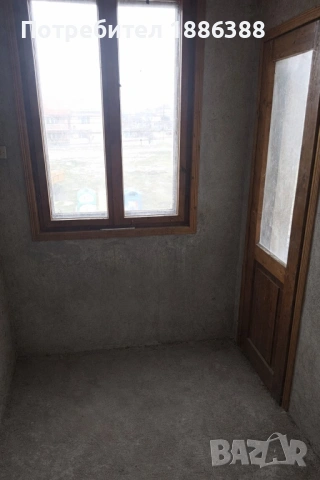 Двуетажна тухлена къща с гараж, снимка 8 - Къщи - 53223201