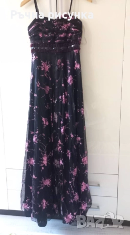 Елегантна празнична рокля ,размер С-М,50лв