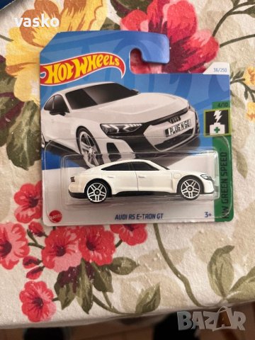 Hot wheels-Audi, снимка 1 - Колекции - 45915673