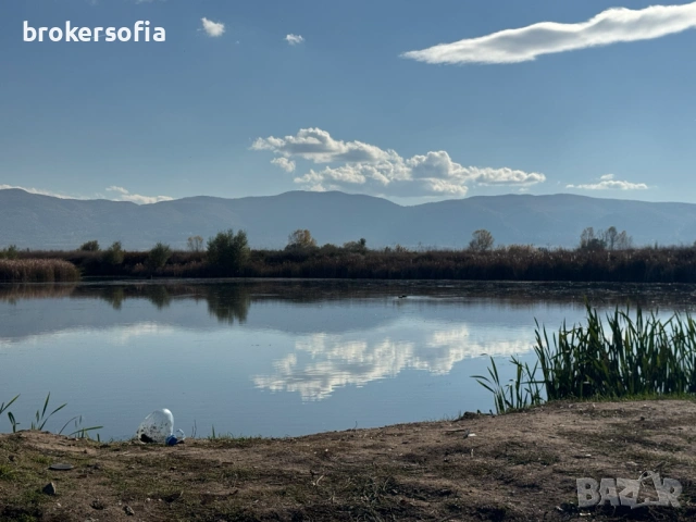 Парцел в село Равно поле, до езерото