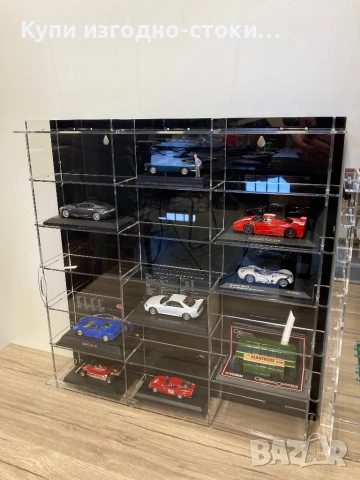 Витрини за мини колички и мотори с мащаб 1:43