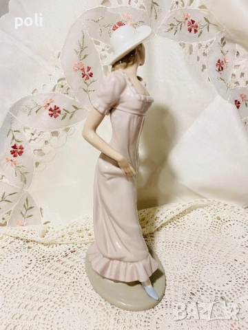 порцеланова статуетка Nao, снимка 5 - Статуетки - 51641539