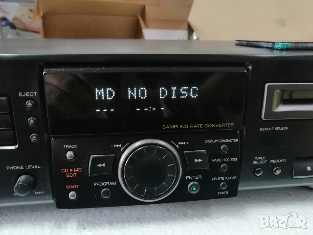 SHARP MD-R3 MiniDisk + 3 CD, снимка 5 - Декове - 53530785