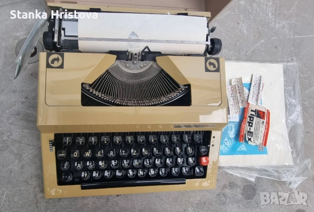 Пишеща машина Privileg 160T