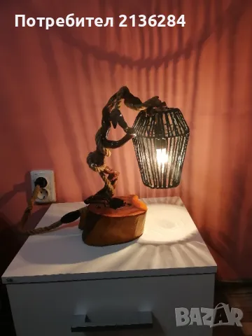 Настолна лампа, снимка 3 - Настолни лампи - 33555811