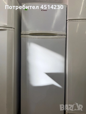 Хладилник Candy – компактен, работещ отлично (140×55 см), снимка 2 - Хладилници - 53830436