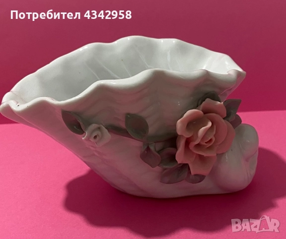 Amsel Porzellan Hamburg. 60 г.Малка порцеланова вазичка., снимка 2 - Антикварни и старинни предмети - 52896579