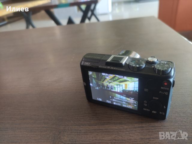 Джобен фотоапарат с голям zoom 30x, 20 MP, SONY HX60 с 2 батерии., снимка 2 - Фотоапарати - 45396773