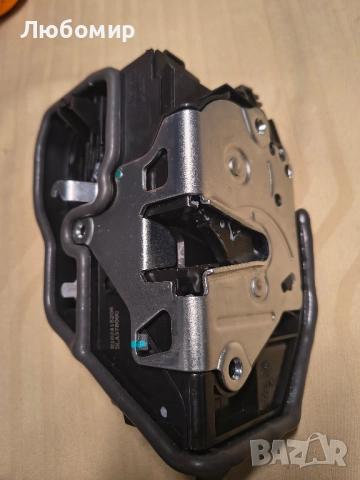 Задвижващ механизъм за заключване на предна лява врата за BMW 128i E60 E87 E90 A051502, снимка 5 - Части - 51669788