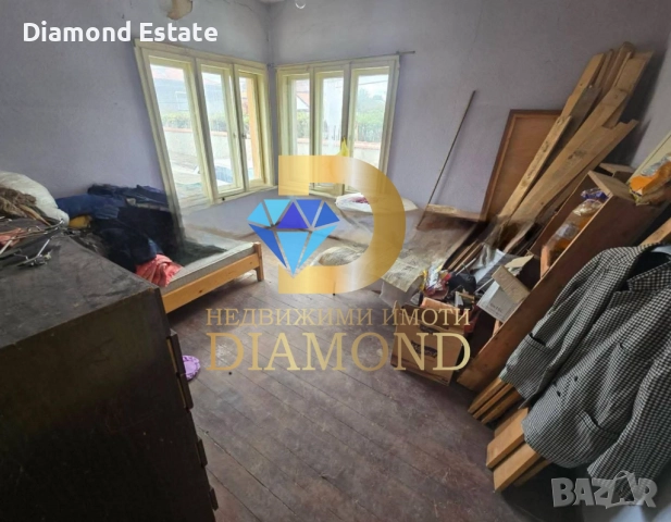 Двуетажна къща с гараж в село Крепост, общ. Димитровград, снимка 8 - Къщи - 52048020