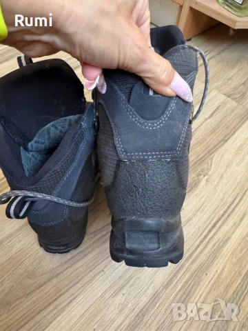 Оригинални Трекинг обувки Hanwag ! 37,5 н, снимка 4 - Дамски боти - 52306469