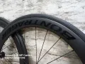 НОВИ карбонови шосейни капли Bontrager Aeolus Elite 50 TLR Disc с гуми, снимка 2