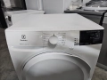 Сушилня с термопомпа Electrolux PerfectCare 700 , 8 кг. , снимка 3