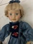 Vtg порцеланова кукла със стойка, снимка 2