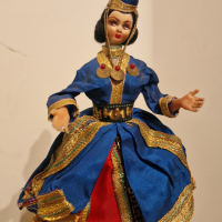 Колекционерска кукла, носия, ръчно изработена., снимка 1 - Колекции - 44962210
