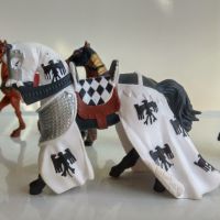 Екшън фигури , коне на рицари с богата орнаментика .  , снимка 7 - Фигурки - 45544434