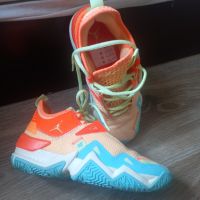 Nike Jordan uk4 ,us 4.5 ,eur 36.5 ,23.5 см баскетболни летни маратонки, снимка 1 - Детски маратонки - 45239809