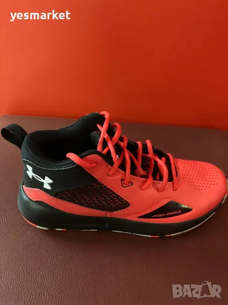 Високи маратонки Under armour модел UA Lockdown 5 - 110лв, снимка 1