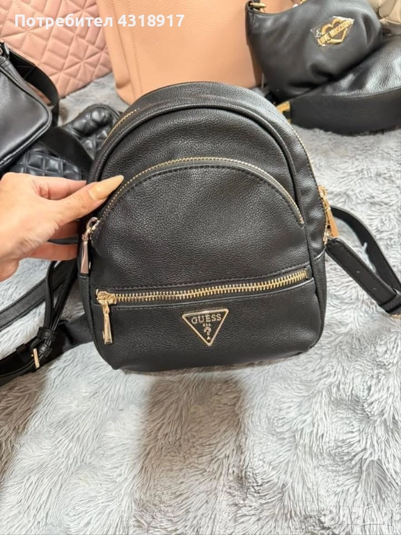 Раница Guess, снимка 1