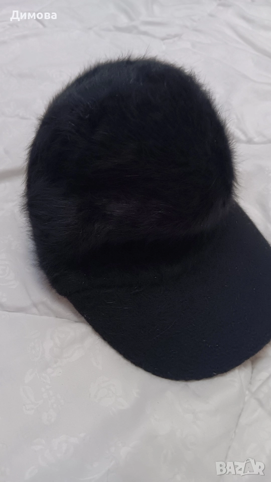 Дамска Ангорска шапка, снимка 1