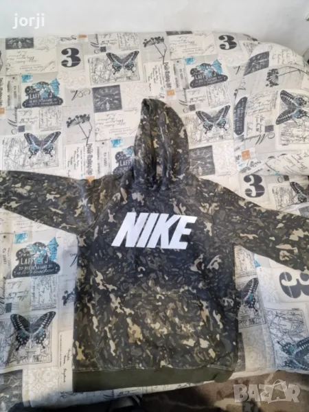 Nike камуфлажно Camuflage hoodie, снимка 1