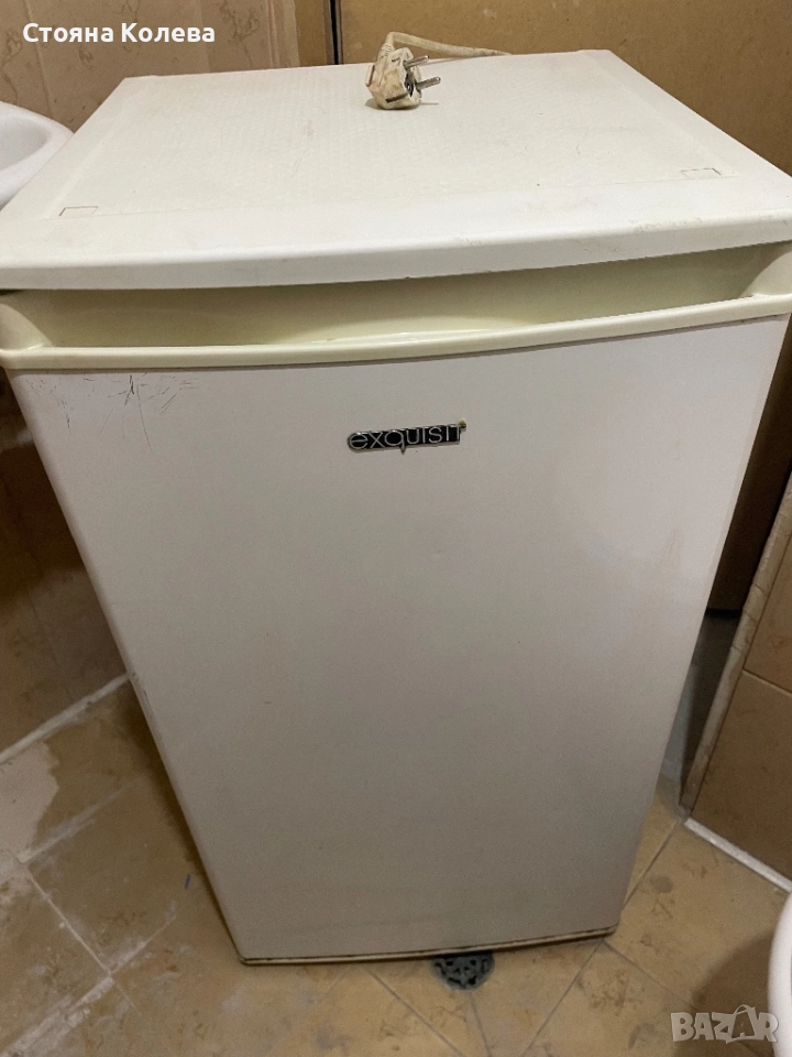 Малък свободностоящ хладилник, снимка 1