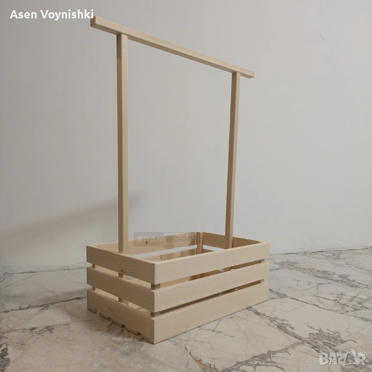 Дървено гардеробче за бебе | Подарък за кръщене, изписване и новородено, снимка 1