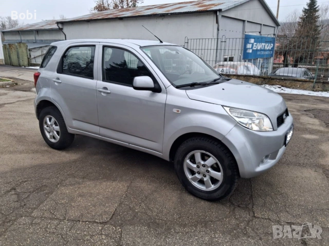 Daihatsu Terios 1.5 i 4x4, снимка 4 - Автомобили и джипове - 50983687