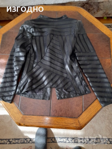  12€ МОДЕРНО КОЖЕНО ЯКЕ ЧЕРНО, снимка 3 - Якета - 53703508
