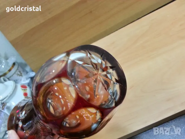 стара кристална ваза цветен червен кристал Бохемия , снимка 7 - Антикварни и старинни предмети - 49691645