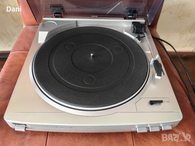 Грамофон Aiwa PX-E860 вграден Riaa коректор, снимка 2 - Грамофони - 52412053