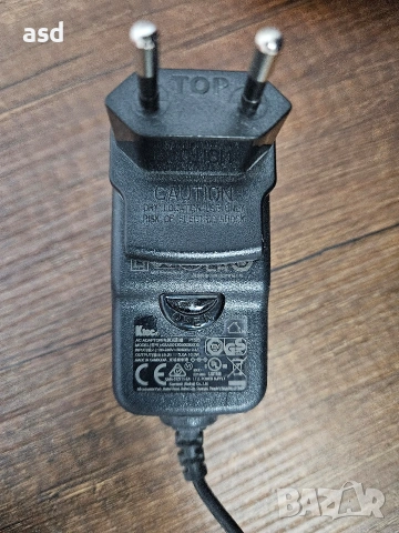 Зарядно устройство Leica Lino за литиево-йонни батерии, модел 960622 , снимка 5 - Други инструменти - 54240238