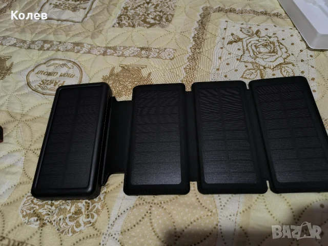 Соларна външна батерия с 4 панела.Solar power bank, снимка 2 - Друга електроника - 50833398