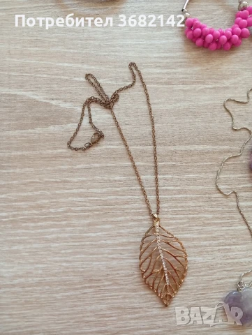 продавам дамски бижута , снимка 2 - Колиета, медальони, синджири - 51368300