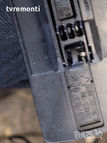 оригинална стойка BN63-19338X КРАЧЕТА за телевизор Samsung Модел UE50AU8072U, снимка 4 - Стойки, 3D очила, аксесоари - 52856675