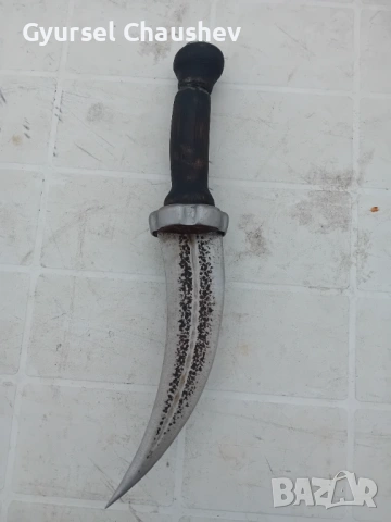 Стар кавказки нож