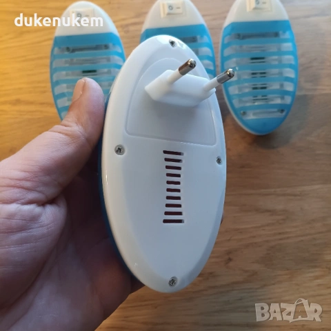 Електрическа лампа против комари и насекоми 2025 – комплект 4 бр., снимка 10 - Други стоки за дома - 53032851