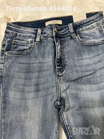 Дамски дънки, снимка 4 - Дънки - 51630513