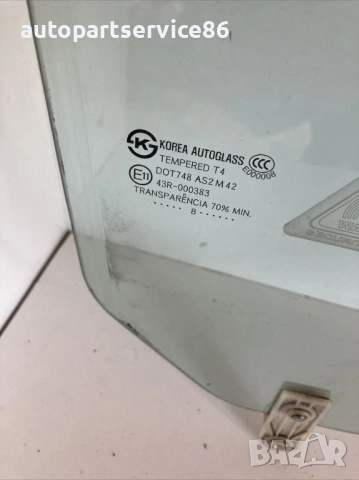 Стъкло на предната дясна врата за KIA Carnival 2.9 CRDi (2006–2012), снимка 2 - Части - 53202364