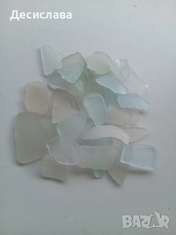 Бяло и светъл аквамарин морско стъкло – 100 г | Доставка EU 🌊
White & Light Aquamarine Sea Glass –, снимка 4 - Пана - 53581181