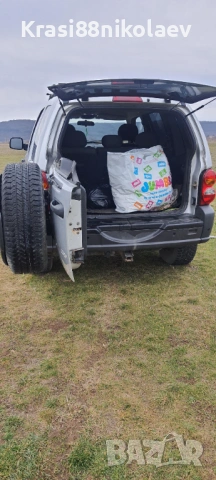 Jeep cherokee 2.5, снимка 8 - Автомобили и джипове - 53487875