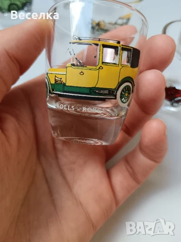 Комплект 6 бр чашки с ретро автомобили , снимка 4 - Антикварни и старинни предмети - 50964443