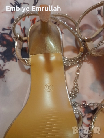 официална религия нова размер s/Сандански носени един час чанта нов за телефон и портмоне, снимка 2 - Рокли - 51500094