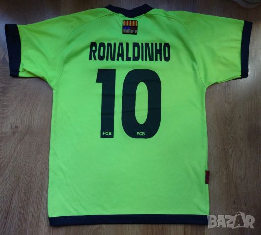 Ronaldinho #10 / Barcelona - детска футболна тениска, снимка 1 - Детски тениски и потници - 46724412