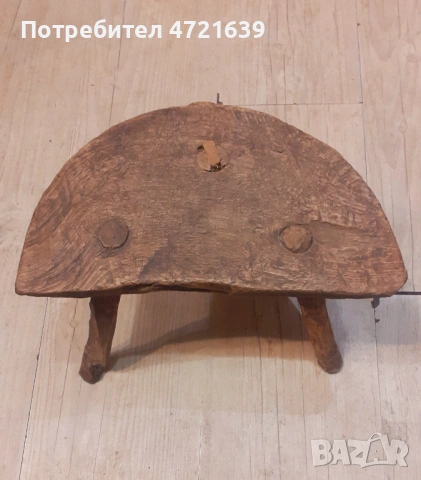 Столче трикрако дърво старо , снимка 8 - Антикварни и старинни предмети - 53259895